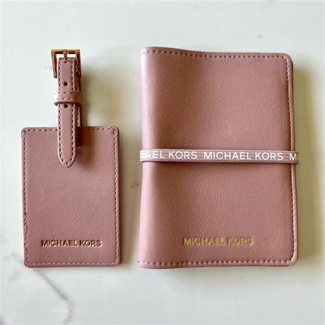 michael kors luggage tag